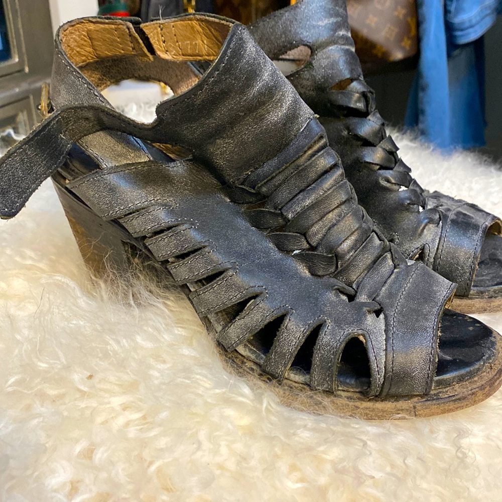 Leather Sandler